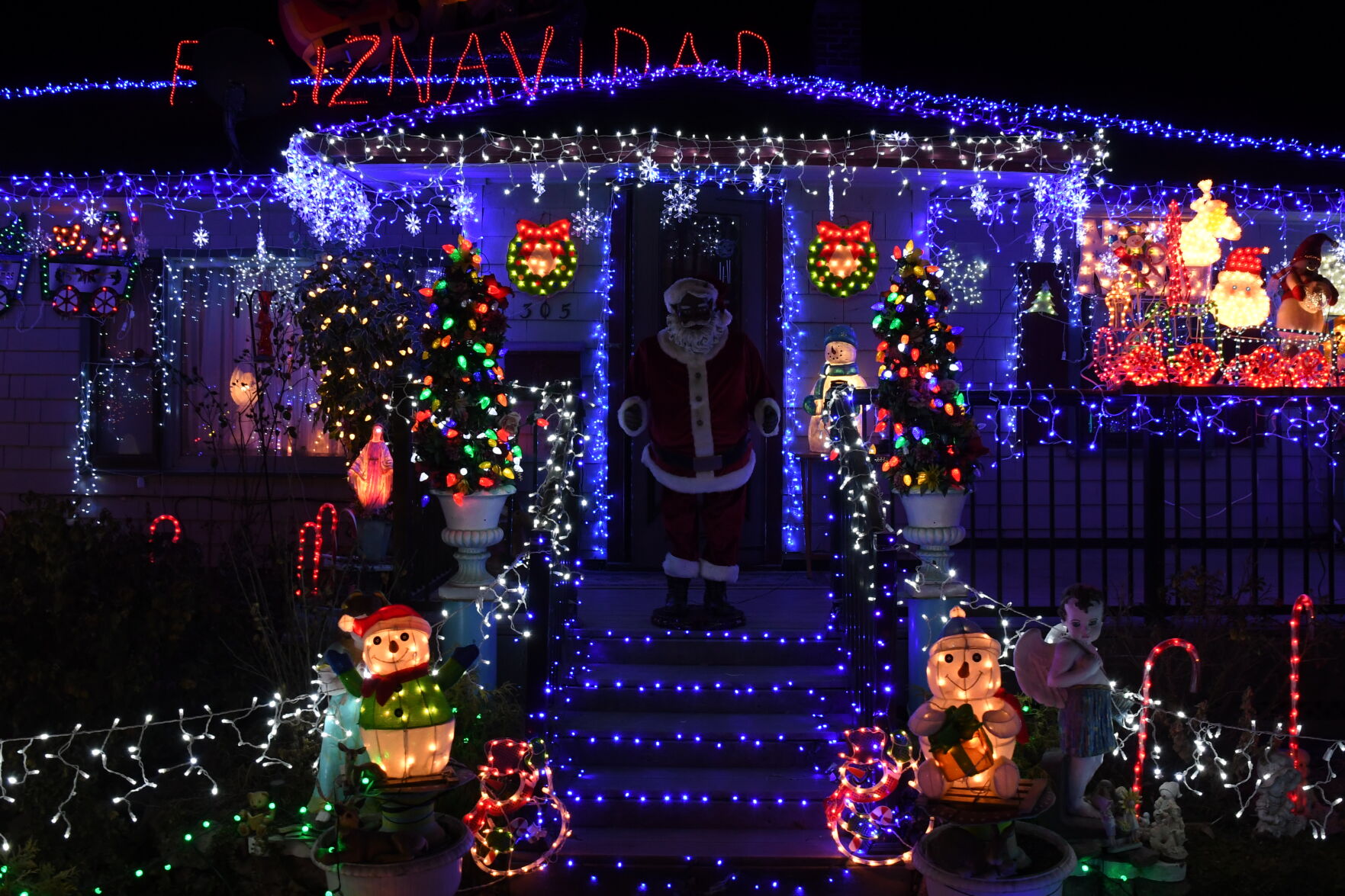 Christmas Lights Granillo